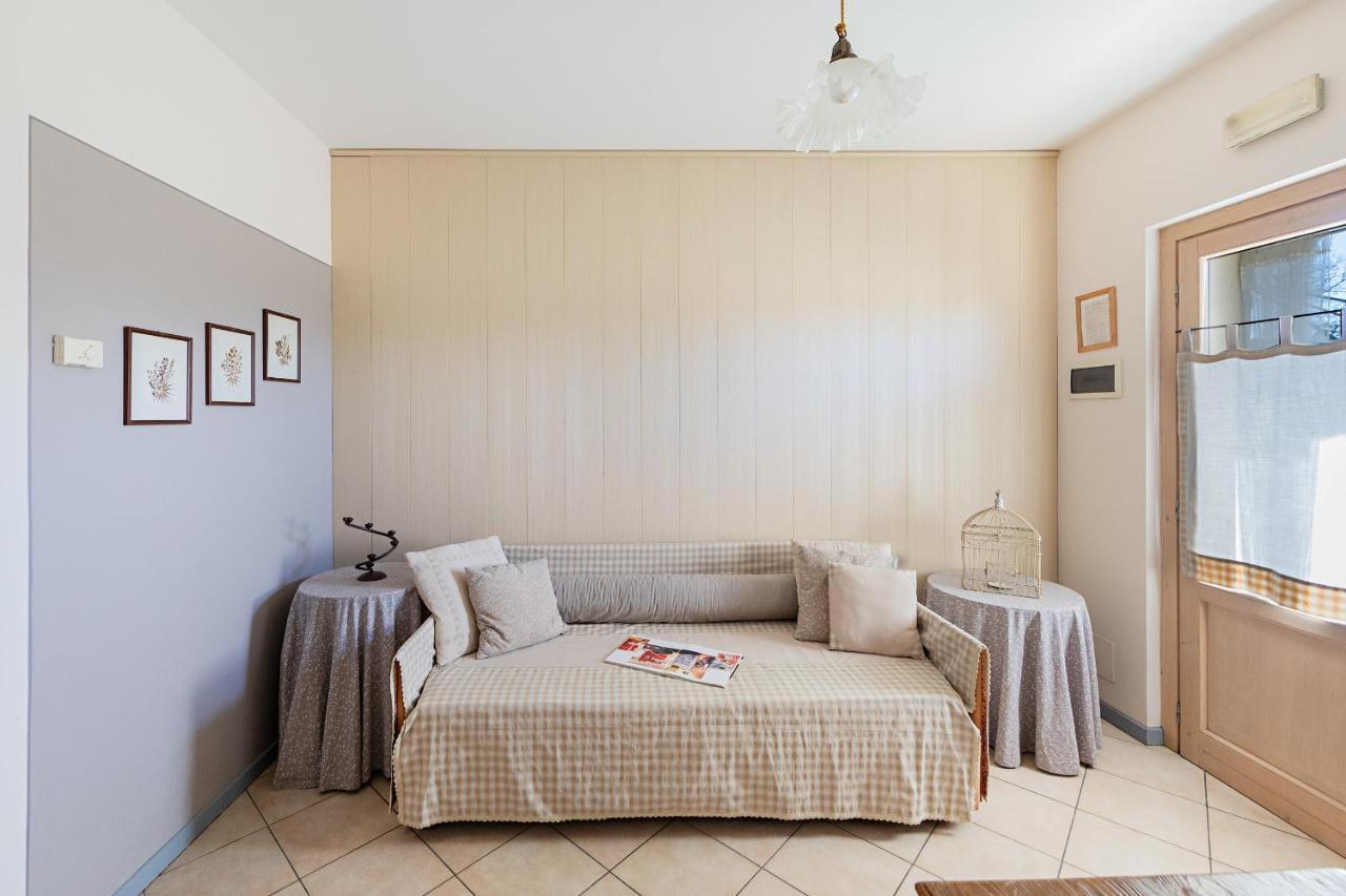 Apartamento Garda Country House By Wonderful Italy Lonato del Garda Exterior foto
